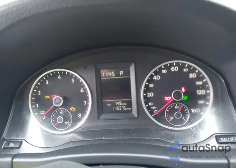 2010 Volkswagen Tiguan S из США, поврежденный, VIN WVGBV7AX9AW515510